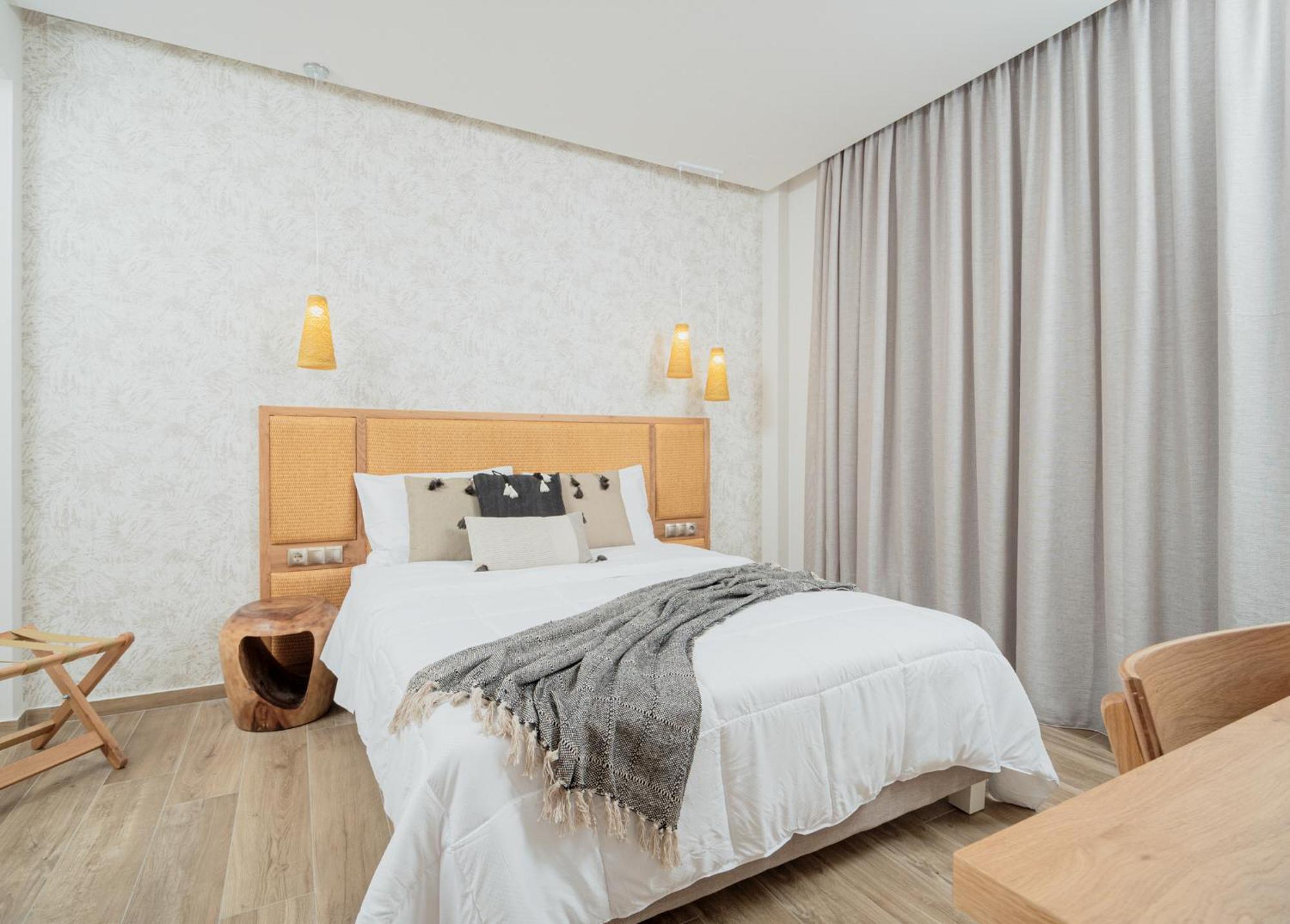 Kayy Apartments 3 In Matala エクステリア 写真